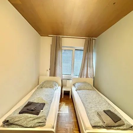 Lägenhet Family Near Centre *